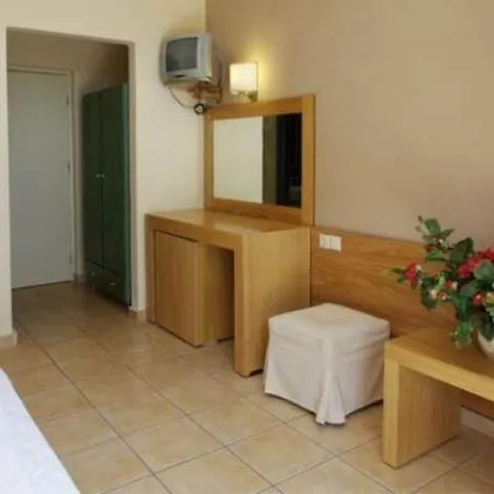 Ionian Sea & - Aqua Park Hotel Kounopetra